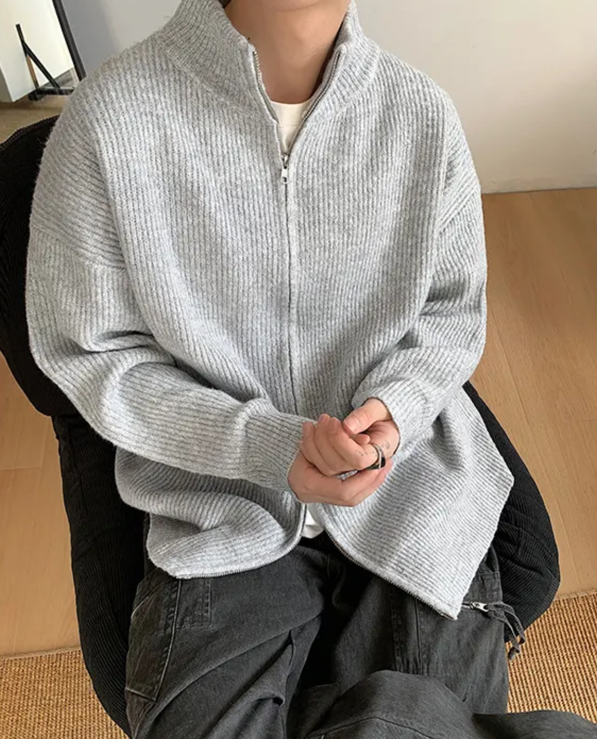 Corvin Ribbed Zip Cardigan