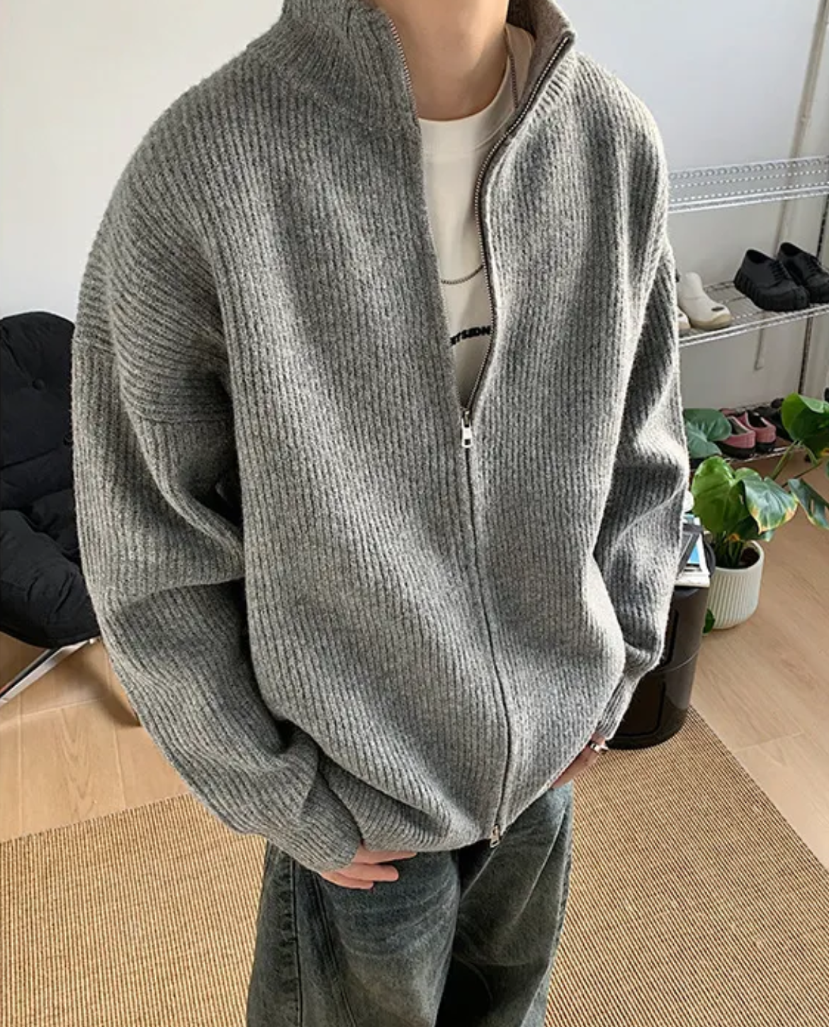 Corvin Ribbed Zip Cardigan