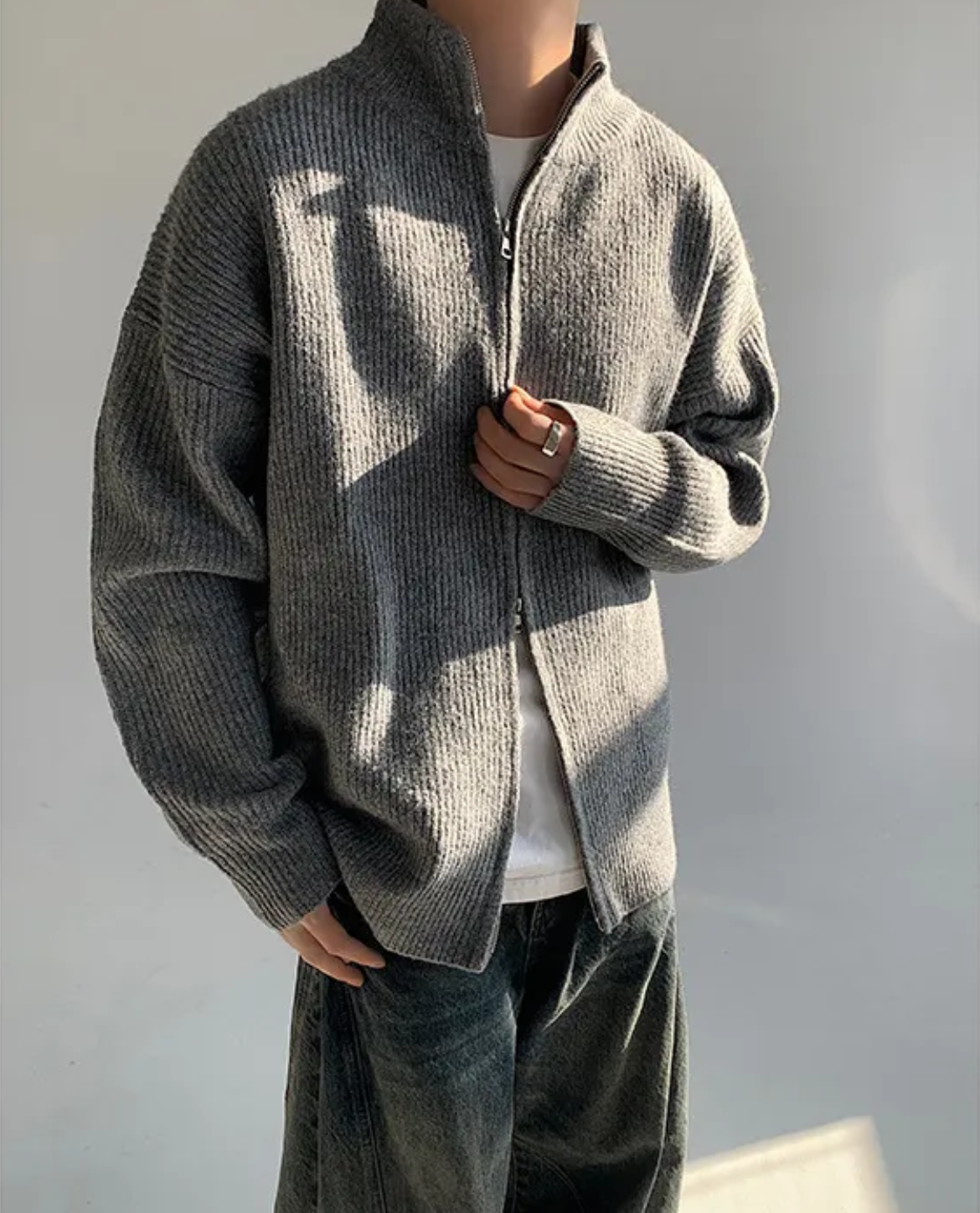Corvin Ribbed Zip Cardigan