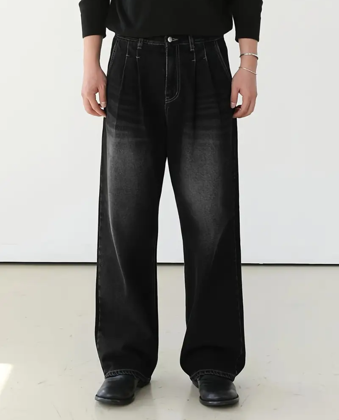 Parma Loose-Fit Jeans