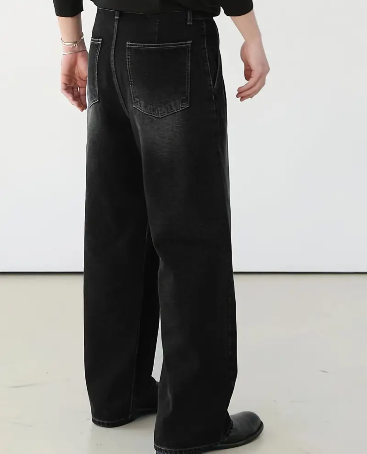 Parma Loose-Fit Jeans
