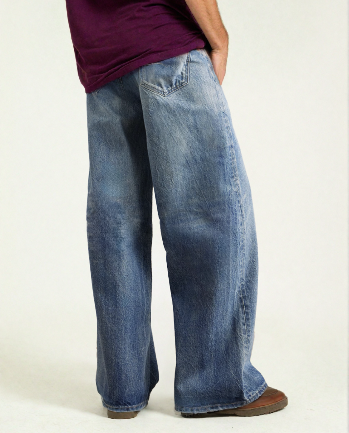 Taranto Loose-Fit Jeans