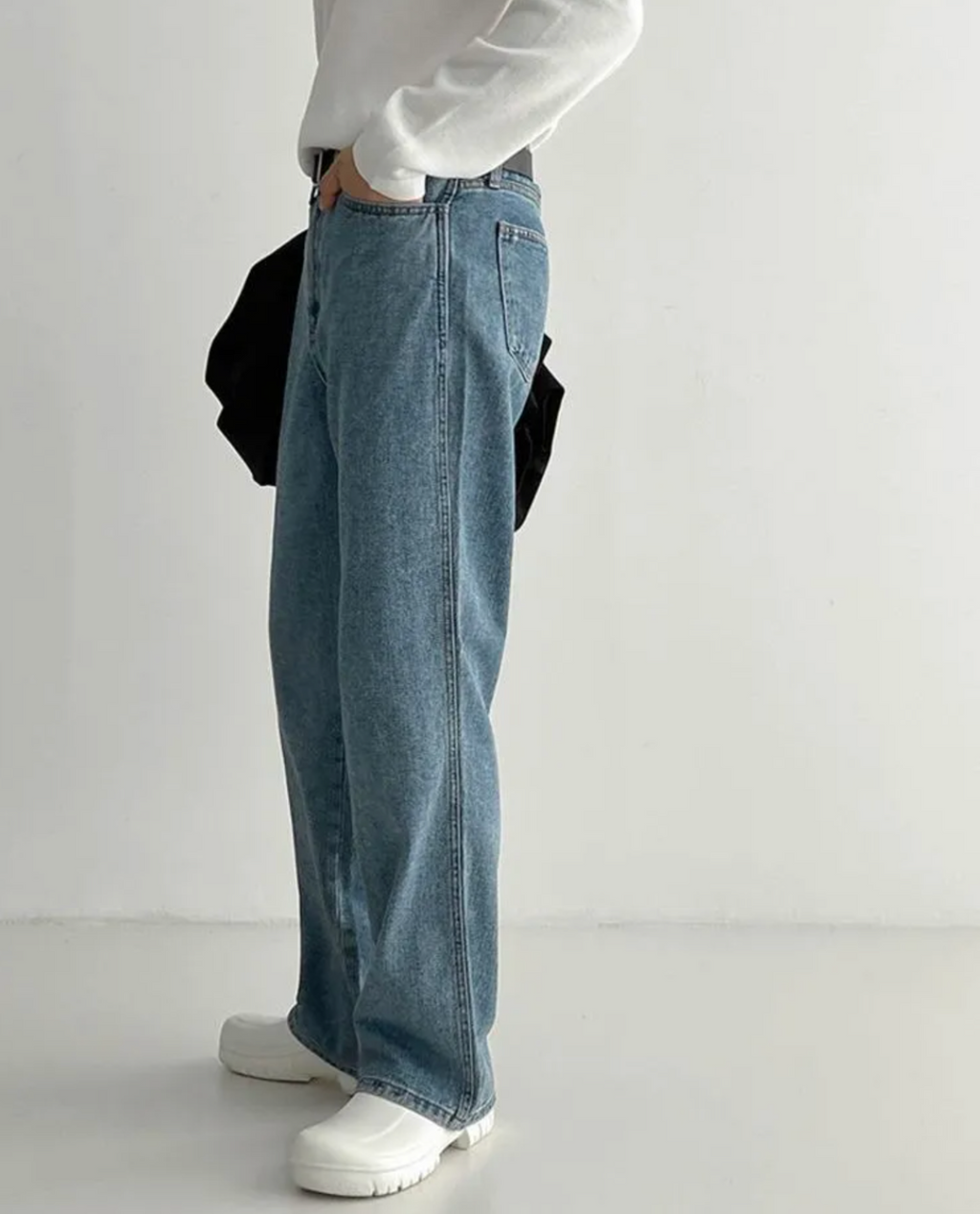 The Milano Loose fit Jeans