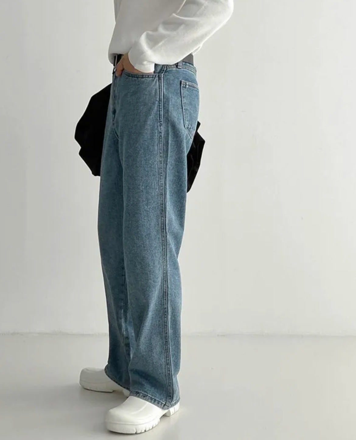 The Milano Loose fit Jeans