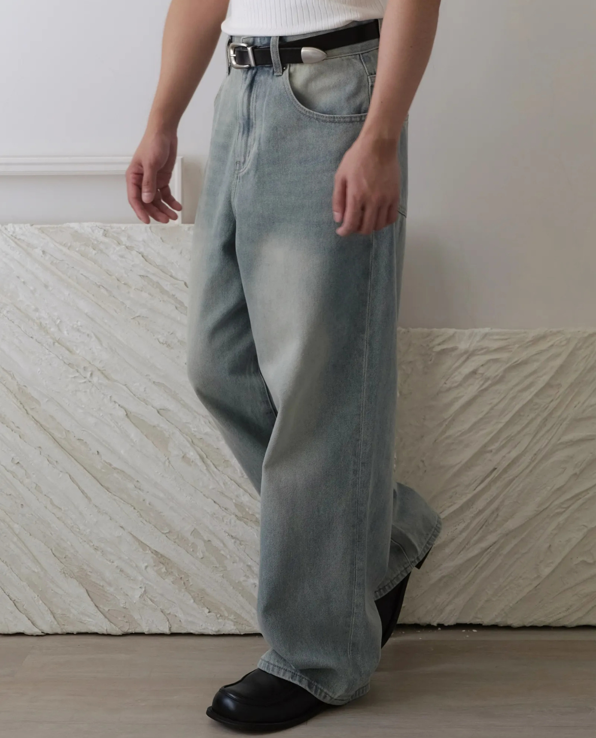 Turin Relaxed Washed Jeans