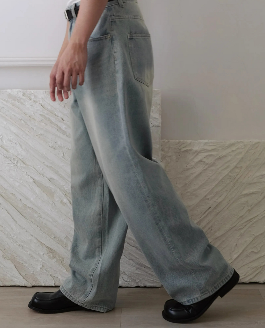 Turin Relaxed Washed Jeans