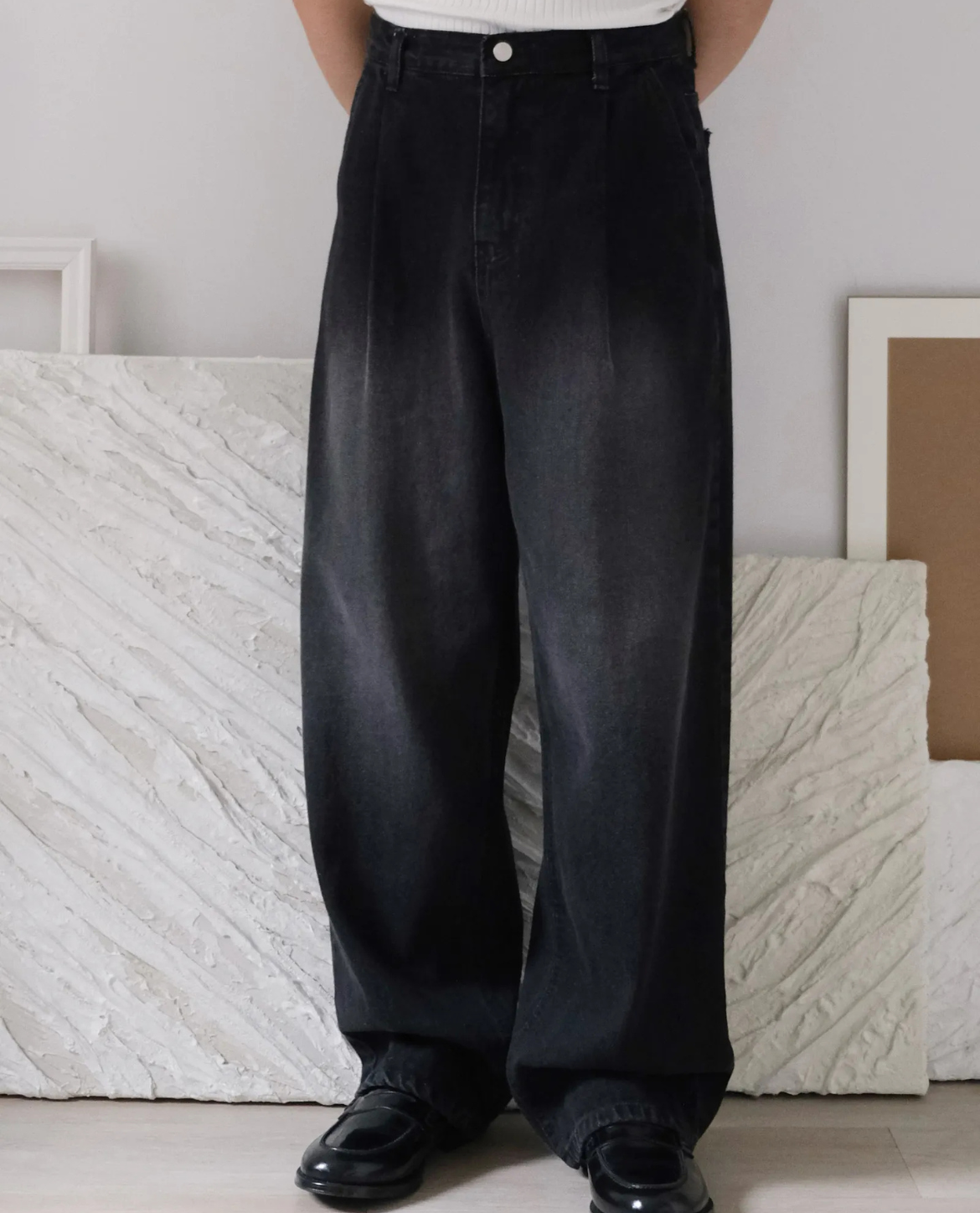 Venice Daily Straight-Leg Jeans