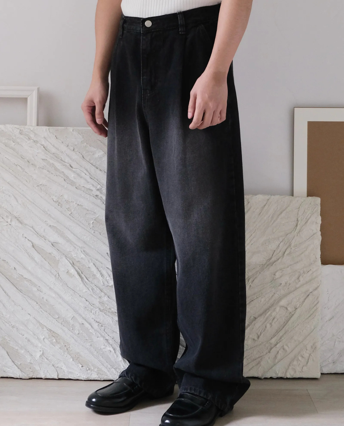Venice Daily Straight-Leg Jeans