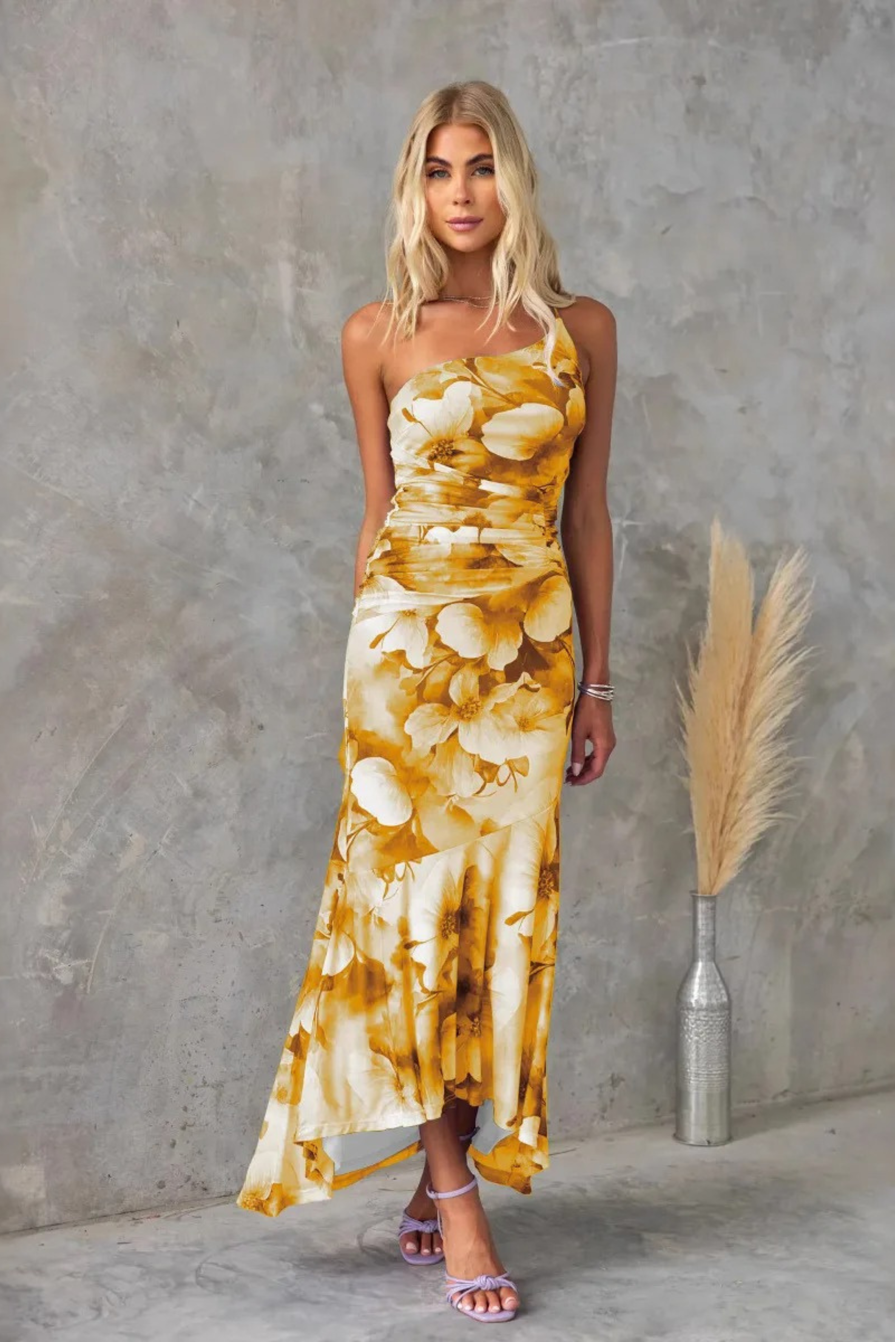 Xanthe Floral Wedding Guest Midi Dress