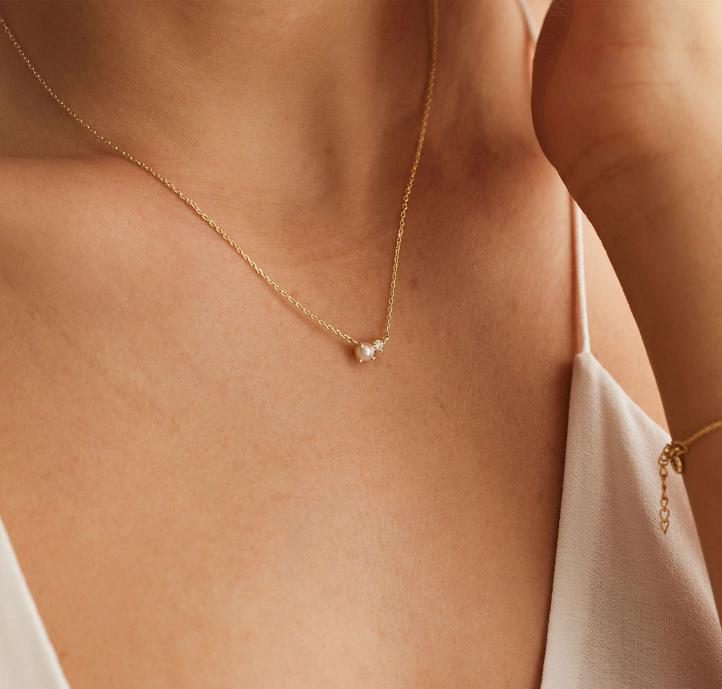 Lunar necklace