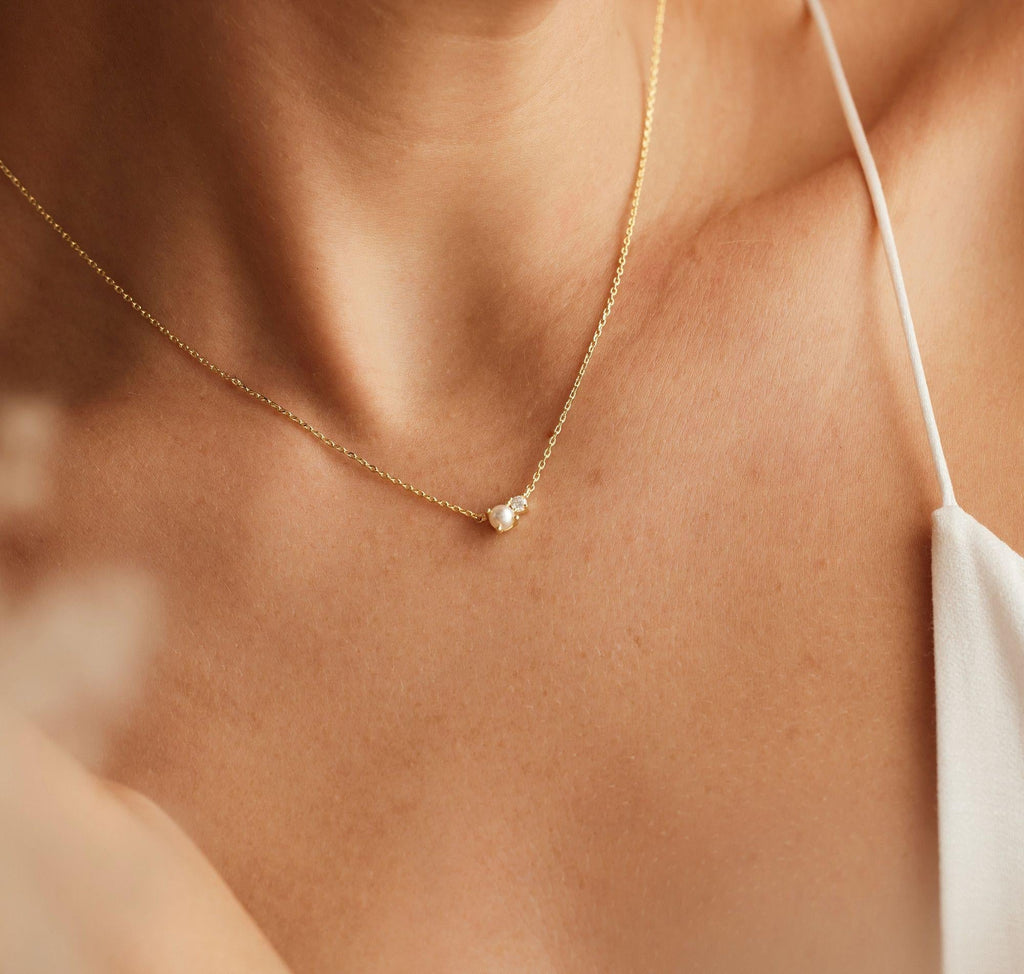 Lunar necklace
