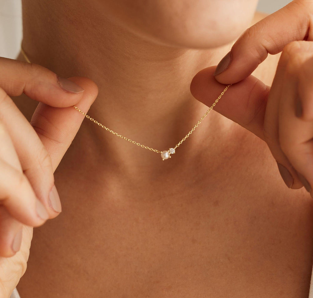 Lunar necklace