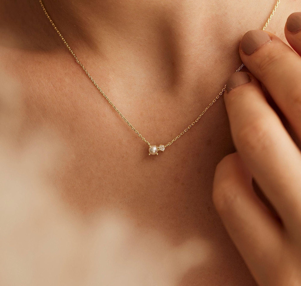 Lunar necklace