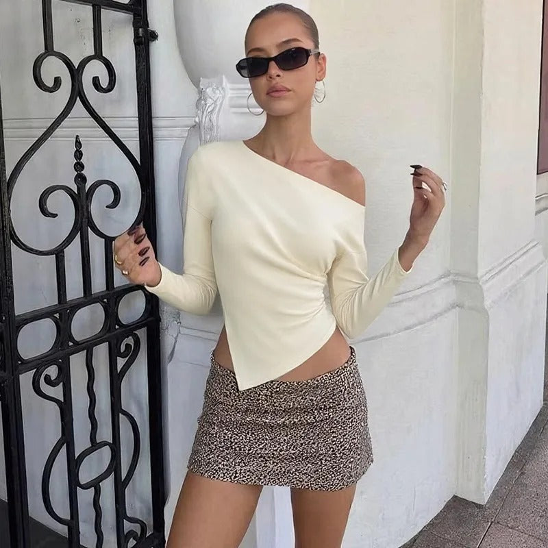 Elvienne Asymmetrical Ruched Long Sleeve Top